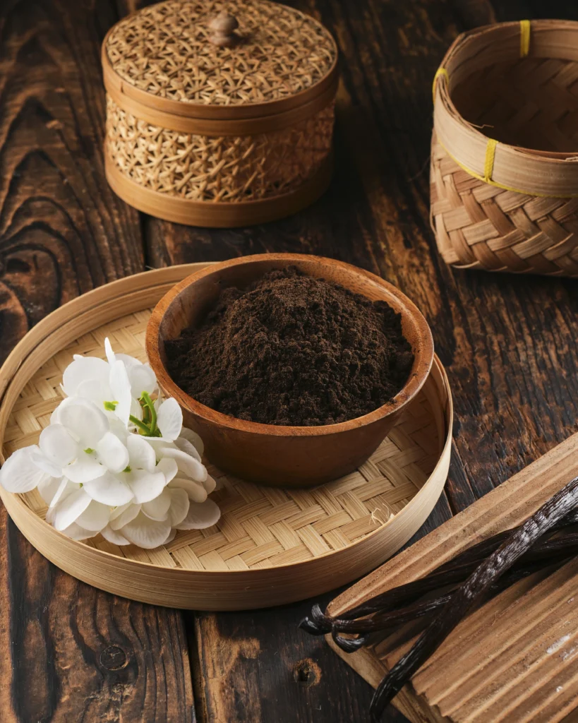 A premium supplier and exporter of Indonesian vanilla beans and vanilla powder, crafted for global culinary, beverage, and fragrance industries.